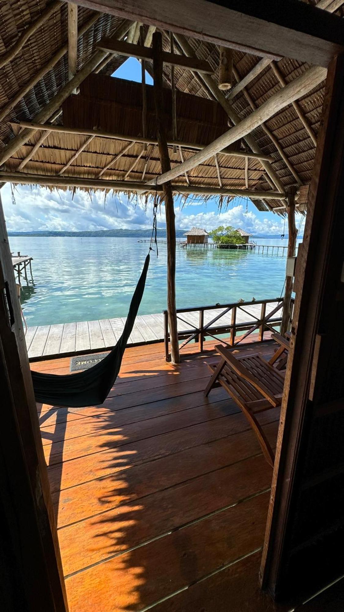 Отель Nyande Raja Ampat Pulau Mansuar Экстерьер фото