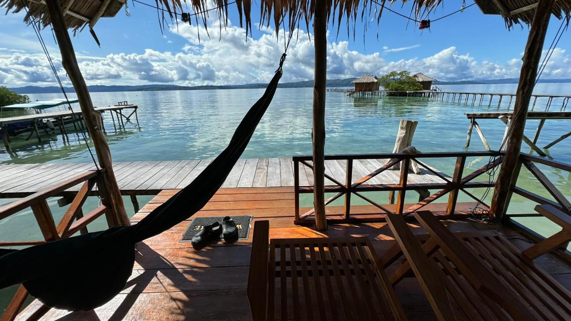 Отель Nyande Raja Ampat Pulau Mansuar Экстерьер фото